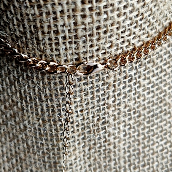 C. Est. 1946 Statement Bib Necklace Gold Tone Filagree Flowers NWOT's - Picture 7 of 10